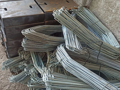 قلاب میلگرد بستر