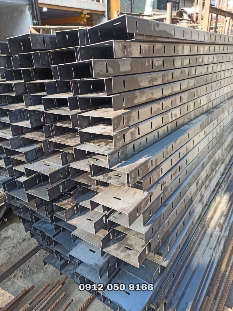 خرید ناودانی منقطع